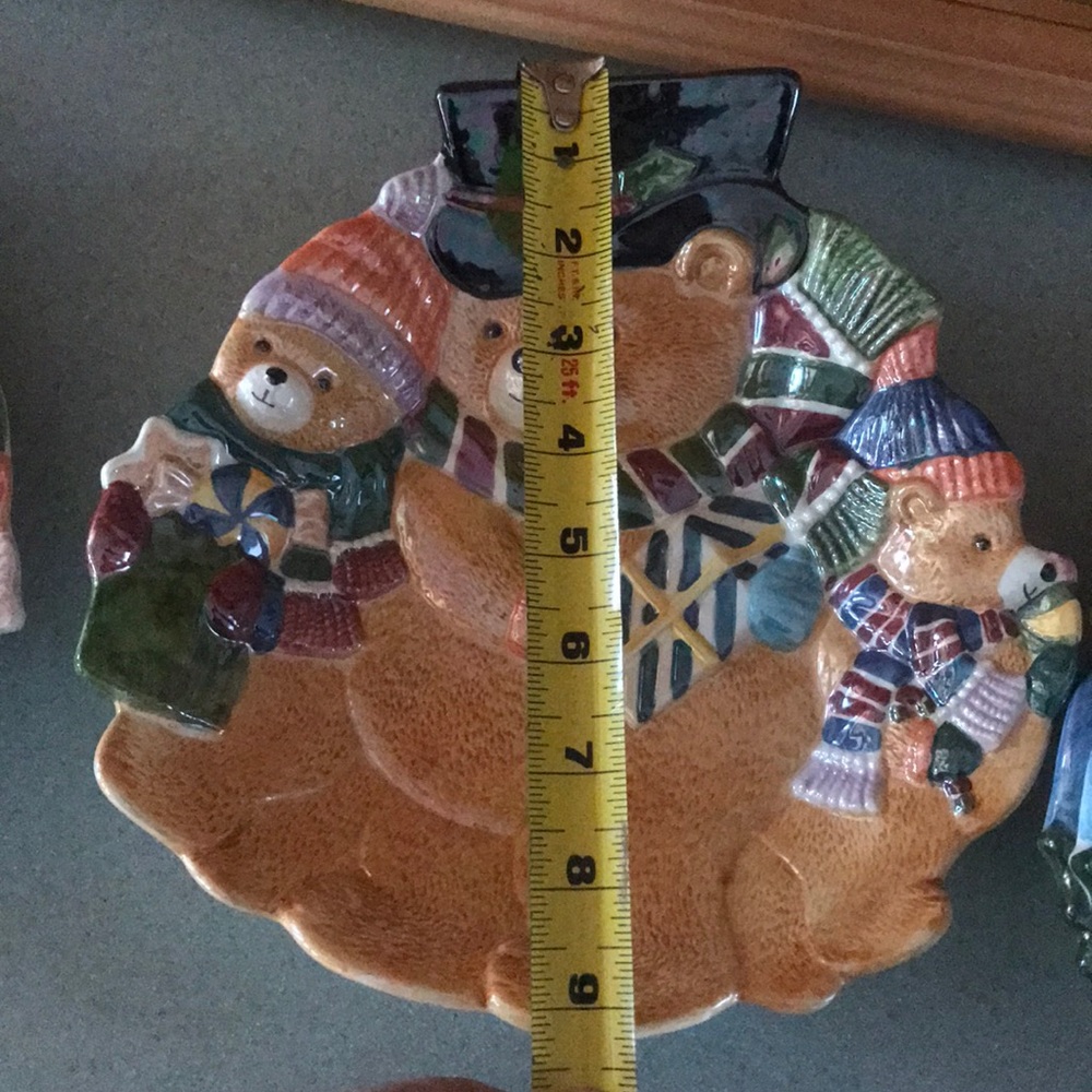 Assorted Ceramic Holiday Plate Decor - Picture 5 of 10